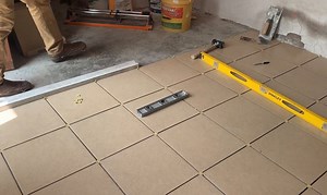 309K views · 384 shares | Hoy 14 de septiembre de 2020, así va el trabajo en casa de Doña Beba, se esta poniendo vitropiso, gracias a todos por apoyar y querer tanto a Doña Beba y Don Pancho, bendiciones. | Yo ♥ San Pedro de la Cueva | Facebook