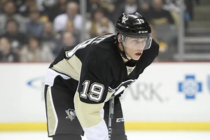 Beau Bennett Out 4-6 Weeks - The Hockey Writers Latest News, Analysis & More