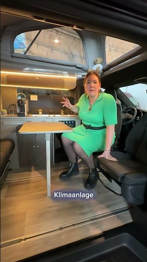 ⚡️ Elektro-Camping: Hier auf Basis des Mercedes EQV gibt es einen Umbau von Salty Blue! #campervans