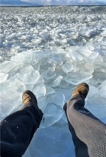 Is It AI? Immersive Lake Ice Skating Experience