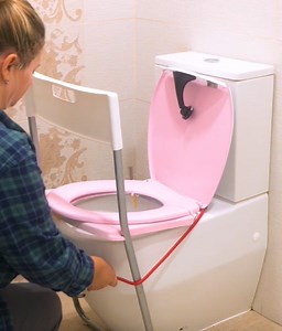 31K views · 25 reactions | Un paio di gol fatti bene: I soliti sedili del water trasformati in modo insolito | 5 Minuti Creativi Famiglia | Facebook