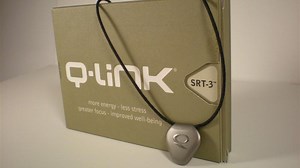 El colgante Q-link quiere barrer a la polémica Power Balance