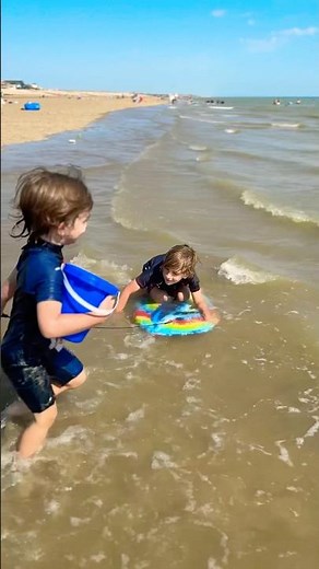 Jude & Ralph Go Swimming at the Beach! 🌊😂