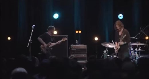 This clip is from my song Help Me. One of the things I love most about our live show is how much of it is improvised, especially in the solo sections. This tune is one I always look forward to playing, because it never stays the same. The solo evolves night after night into something new. Check out the full tour dates below. Hope to see you somewhere out there... Thu, Oct 16 — The Magnolia, El Cajon, CA Fri, Oct 17 — Fox Performing Arts Center, Riverside, CA Sat, Oct 18 — Goldfield Trading Post,