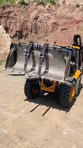 Forklift and Loader Combo Machine for Dual-Purpose Use