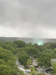 21K views · 605 reactions | BREAKING: Damaging Tornado just a short time ago moved through parts of Downtown Orlando, Florida! Exclusive Content, Live Streams, and More for our FB Supporters Community. Please come check us out: https://www.facebook.com/becomesupporter/1439137069645852/ Permission: Wayne Allred. WeatherBug | Live Storm Chasers | Facebook