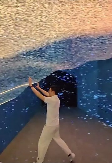 Video của Mã Kinh Kính (@ma_kinh_kinh) với bản nhạc original sound - Alan Walker