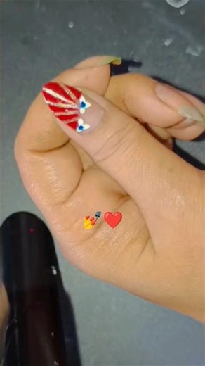 Easy Nail Art 💅 #nailart #nails #shorts #shortsviral #trending #trends #1000subscriber #youtube #diy