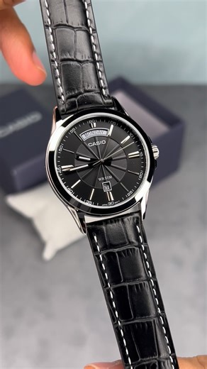 ‎ساعت کاسیو|ساعت حسینی|ساعت اورجینال‎ on Instagram‎: "کاسیو(CASIO) ✅برای اطلاع از قیمت عدد 81رو کامنت کنید رفرانس قابلیت سرچ درگوگل:MTP-1381L-1A _____________________________________ مشخصات:🔴مردانه ✅اورجینال ✅جنس قاب وبند وقفل:اِستنلس اِستیل316وچرم گاوی. ✅جنس شیشه:هارد گلس. ✅نوع موتور:ژاپنی(میوتا) ✅تک موتور باطری خور ✅نوع آبکاری:میکرون دار(ipg) ✅ضدآب درحددست شستن. ✅ضدحساسیت بدون تغییر رنگ. ✅گارانتی یکساله رنگ و موتور (گارانتی شامل تعمیر موتور ساعت میباشد) ✅قطرقاب وصفحه:39mm ____________________