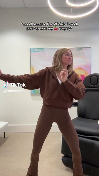 Farewell to the compression socks and bandages 🙌🏼🙌🏼 #breastaugmentation #breastlift #momsoftiktok #postsurgery #postsurgeryrecovery #postsurgeryappointment #surgerytiktok