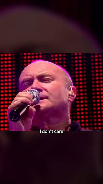 Phil Collins: A Groovy Kind Of Love Live in Paris 2004