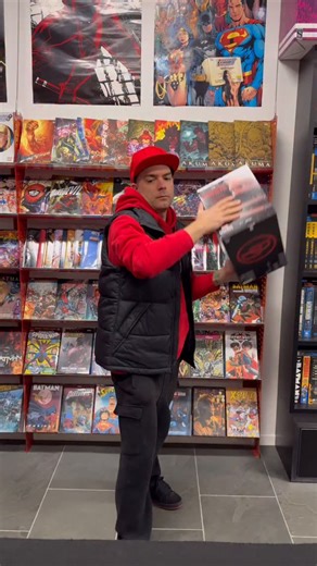 53K views · 1.2K reactions | Ecco a voi la maschera di Daredevil con i manganelli della Hasbro! Indossabile in pvc  amo Daredevil poco da fare e voi? #iosonounvirtuale #daredevil #hasbro #unboxing #fumetteria | Mondo Virtuale di Maga | Facebook