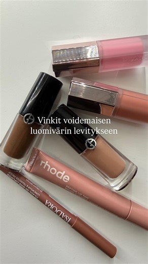 Eevaleena Liedes on Instagram: "Vinkit voidemaisen luomivärin levitykseen sormin ja siveltimellä. Videolla käytetty @armanibeauty Eye Tint luomivärejä sävyissä 22M & 36M, mutta vinkit sopii kaikkiin voidemaisiin luomiväreihin. Sivellin on @lancomeofficial Precision Crease Brush 11 sivellin, mutta mikä tahansa siro, pullea ja pitkäkarvainen sivellin sopii. *mainitut tuotteet saatu pr / mainos"