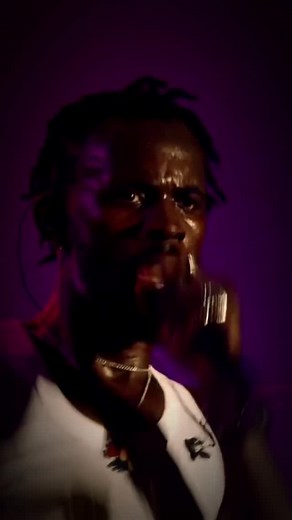 Black Sherif - Kwaku The Traveller (Lyrics) #lyricstrybe #afrobeats #blacksherif #kwakuthetraveller | Lyricstrybe