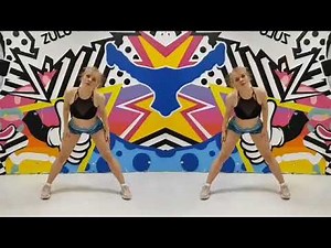 Juliakul split screen twerk