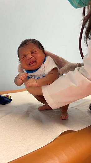 1.9M views · 40K reactions | I appreciate every first time mums and all mums, I understand the struggle of a newborn, theses were a very hard days for me, but it gets better. I’am in a better place now. I see you all and I understand what u are feeling, i’am here to tell u that it gets better. #ftm #newborn #newbornbaby #facebookreels #FacebookPage #fypシ゚viral #fypシ゚ #mumlife | Andrew Jnr | Facebook