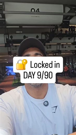 🔐 Locked in Day 9/90. Applying rules to your life allow you to eliminate emotions from decisions. This helps keep you on track with your goals and stop habits that pull you away. What rules will help you on your journey ? Luv ya Rick x x x ✌️ | Get Fit With Rick