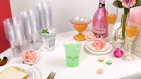 150 Pack Wedding Disposable Plastic 12 oz Mr and Mrs Cups for Wedding Reception and Bridal Shower Decorations