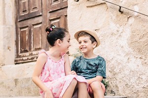 Reír Y Sonreír: ¿por Qué Es Tan Importante Para Los Niños? - Hacer Familia