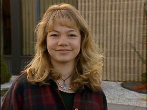 14-Year-Old Michelle Williams is Adorable on the Set of 'Lassie'