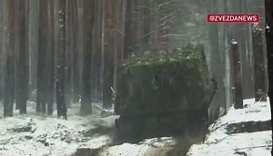 49K views · 732 reactions | Russian T-90M being used in an indirect fire capacity. The bore evacuator doesn’t seem to be doing much, as a decent amount acrid smoke can be seen entering the turret following each shot. In westerns MBTs, the larger bore evacuators generally do a better job of clearing out the noxious fumes following each round fired. | Tankers | Facebook