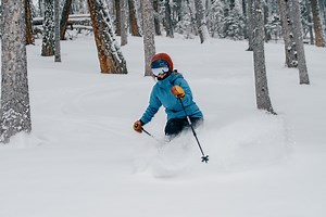 8.9K views · 235 reactions | We've received 8" of snow in the last 24 hours, with light snow still falling! Thanks to the new snow and the hard work of our Mountain Operations teams, we now have 65 runs open (76% of our trails), and all lifts are spinning. The most recent runs are:  El Sol  I-25  Jasper's  Lower Fat City  Lower Free Flight  Lower Prospector ⬛ Nice Day | Angel Fire Resort | Facebook