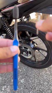 1.6M views · 5.4K reactions | Viras and Drill Tire cleaning Toturial Super easy DIY! for lag motorcycle chain Tire cleanings tips! #virasdrilltireclean #MotorCycleTire #motorcycletireclean #motorcycletires #tires #TireCleaning #tirecleaner #virasdrilltireclean #vibras #toolstips #diyer #cleaning #clean #cleanmotorcycle | Wales De Luca | Facebook