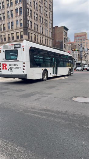 Rutgers 2017 NFl XD40 Xcelsior 2505 to Penn STNS EXP *Special Event* #rutgers #newflyerxcelsior