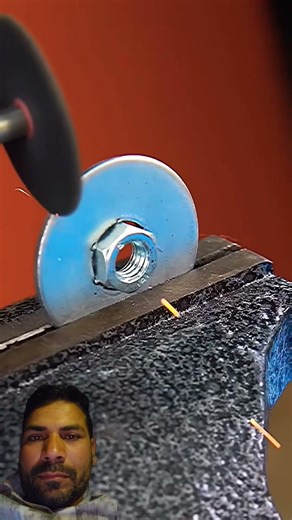 amazing DIY! make pronged tee nuts