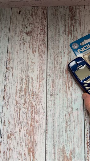 Максим on Instagram: "Nokia 3510 #nokia #2000 #ностальгия #collection #retro #nokia #music"