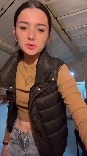 megan steele (@meganstee.le)’s videos with original sound - Irisbeilin
