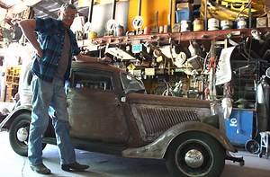 Mechanic Builds Dwarf Cars Collection, Has Them Stored in a Museum
