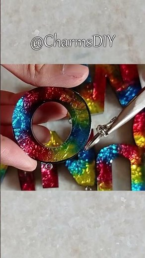 DIY Epoxy Resin Craft | Resin Alphabet Letter Keychain| Simple Resin Crafts For BEGINNERS with Foil