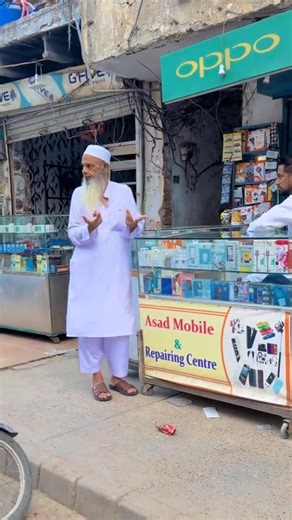 Funny hand kiss comedy video#prank #funny #comedy #foryoupage #foryou | Spicy Pranks