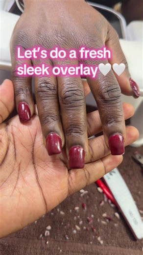 Fresh Sleek Overlay Nail Design Guide