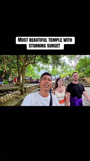 Every visit to Uluwatu Temple feels special. The ocean breeze, sacred atmosphere, and stunning sunset never fail to amaze 🌅✨ #matabalidriver #balidriver #balitourguide #uluwatutemple #kecakdance | I Wayan Suardika