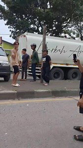 571K views · 6.8K reactions | Kemacaten di jalan lingkar kudus sampai lumpuh total karena demo ODOL #fyp #vod #fbpro #meta #demo #odol #kudus | Osa Jpg | Facebook