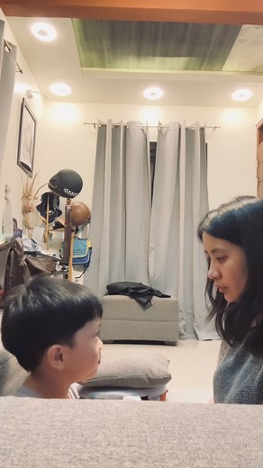 297 reactions | Hand gestures. 藍 #funnymoments #funnyvideos #funnyvideos #funnyreels #funny #comedy #fypシ | Miguel | Facebook