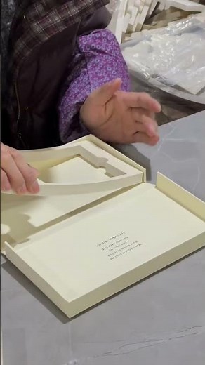 Crafting Quality: Inside Custom Clamshell Box with EVA Insert #custompackaging #boxinsert