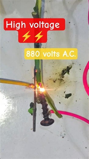 440V vs 880V AC: The Ultimate Power Test! ⚡ #Shorts