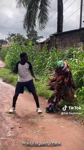 Ghostman Prank #prank #viral #funny #scareprank #bushmanprank
