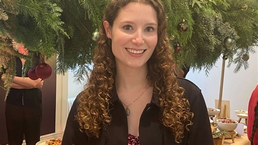 I'm from the Med city where people speak English and you can pay in pounds