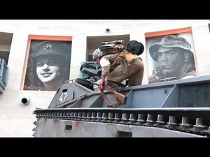 Walking Tour of Leatherneck Gallery - USMC Museum