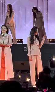 53K views · 4.7K reactions | damn even the way she walks looks attractive asf THE AIR OF FREENBECKY️ #4ElementsPressCon #4Elements #เสน่หาวาโย #เสน่หาวาโยxฟรีนเบค #ฟรีนเบค #FreenBecky #srchafreen #beckysangels | Adi | Facebook