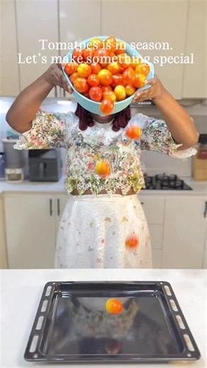 Omoye Isabota on Instagram: "Your tomatoes will never go bad again when you watch this video. Now you can stock up on fresh tomatoes as it’s in season. Tomato Seasoned Powder recipe Fresh tomatoes Garlic Fresh basil ( you can use scent leaves) Beetroot ( for flavor and color) Spring onions (optional) Salt Dehydrated using the @buchymix Airfryer oven. You can dry under sun though this would take longer and you can to ensure dirt don’t contaminate your batch. Pasta was made with tomato powder, chi