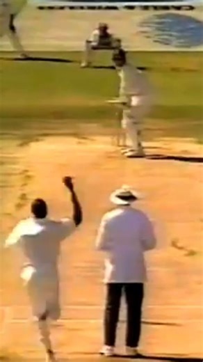 When a test match was played on a glass pitch☠️