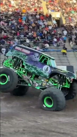 Grave Digger 2023 Freestyle Highlights Monster Jam Videos
