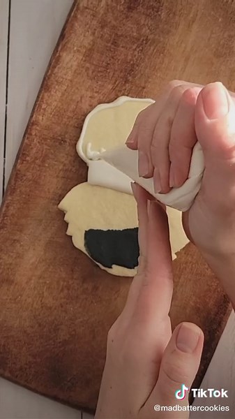 Elmo Chef's Balsamic Cookies | Cookie Decorating with a Twist