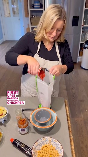 Let’s make 3 Grab and Cook slow cooker meals!! These meals take minutes to make and save so much time and money when planning your weekly meals. Simply add all the raw ingredients to the bag, seal and pop into the fridge or freezer ready to grab and pour into the slow cooker when needed. Each recipe serves 4 😊 Harissa chicken and chickpea stew: 8 chicken thighs 1 cup (115g) frozen diced onions 1 tsp frozen chopped garlic 400g tin chickpeas, drained 2 400gs tins chopped tomatoes 2 tbsp tomato pu