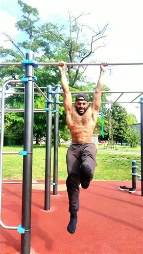 3 Hanging Ab Exercises You Need to Try 🔥
